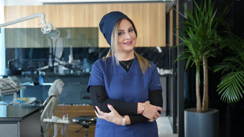 بهترین متخصص لمینت سرامیکی دندان